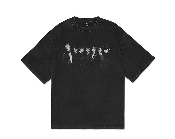 BTS S/S PHOTO T-SHIRT (BLACK) product image 1