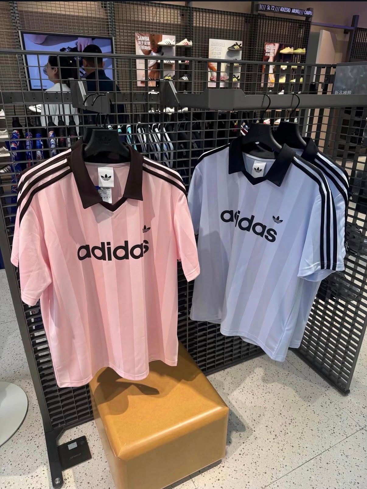 ADIDAS CLASSIC JERSEY 