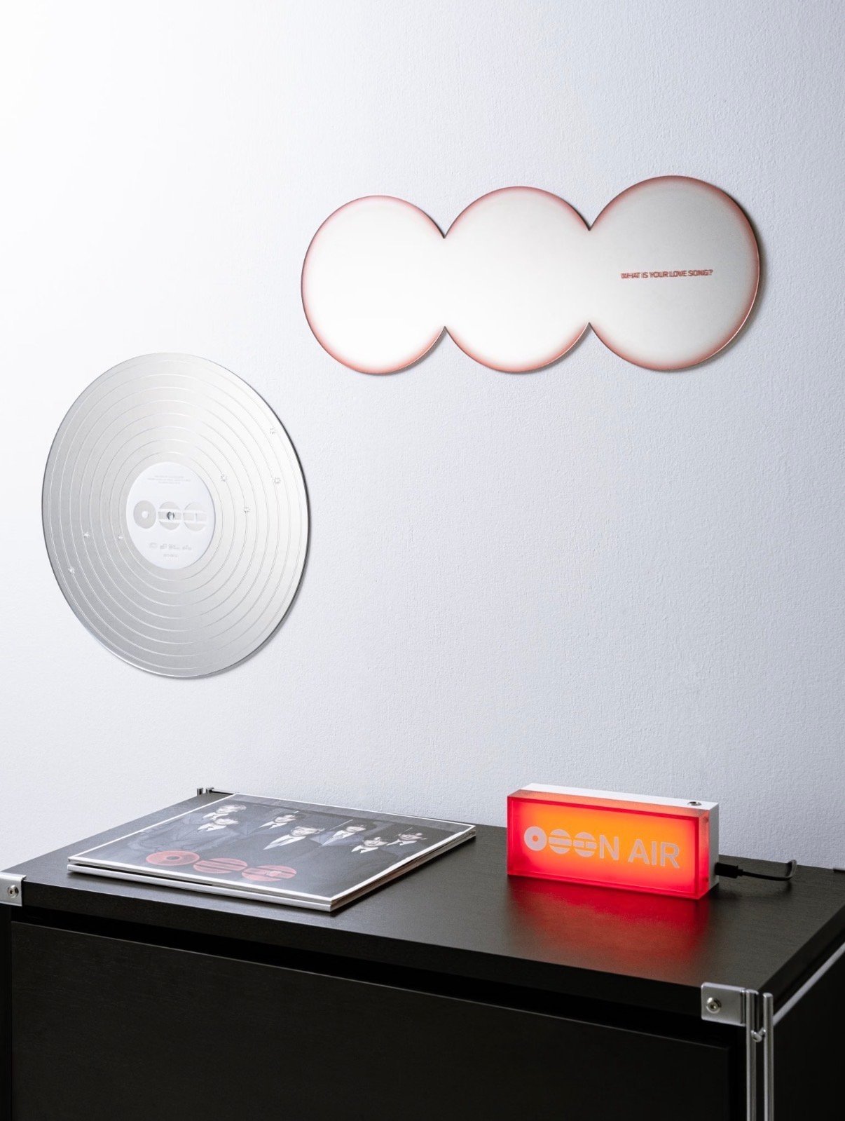 BTS CD DESIGN MIRROR product image 3