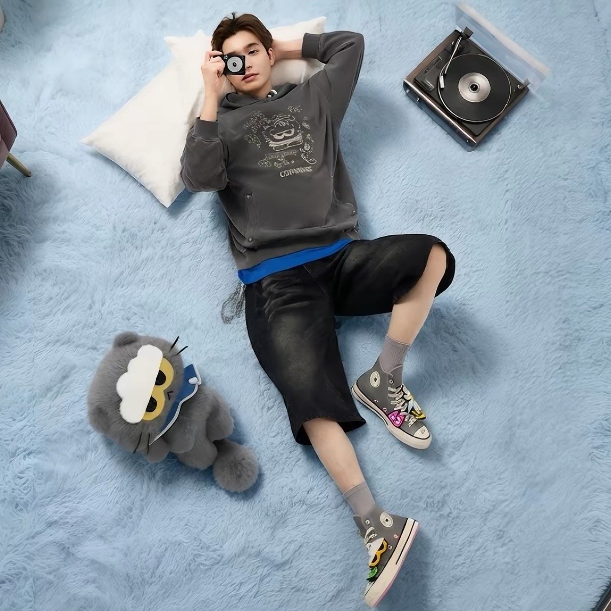 CONVERSE x ZO&FRIENDS Washed Crewneck Hoodie product image 3