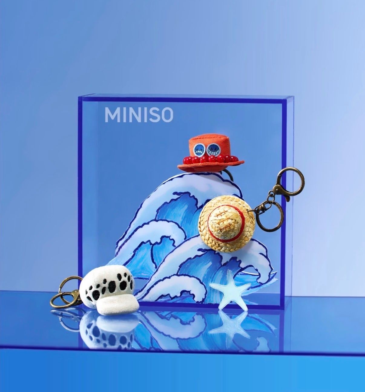 MINISO x ONE PIECE Classic Throwback Series Fabric Hat Keychain