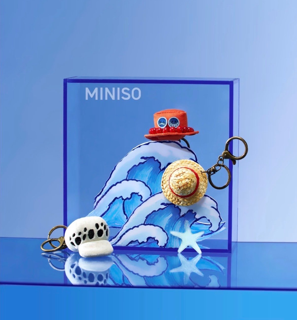 MINISO x ONE PIECE Classic Throwback Series Fabric Hat Keychain