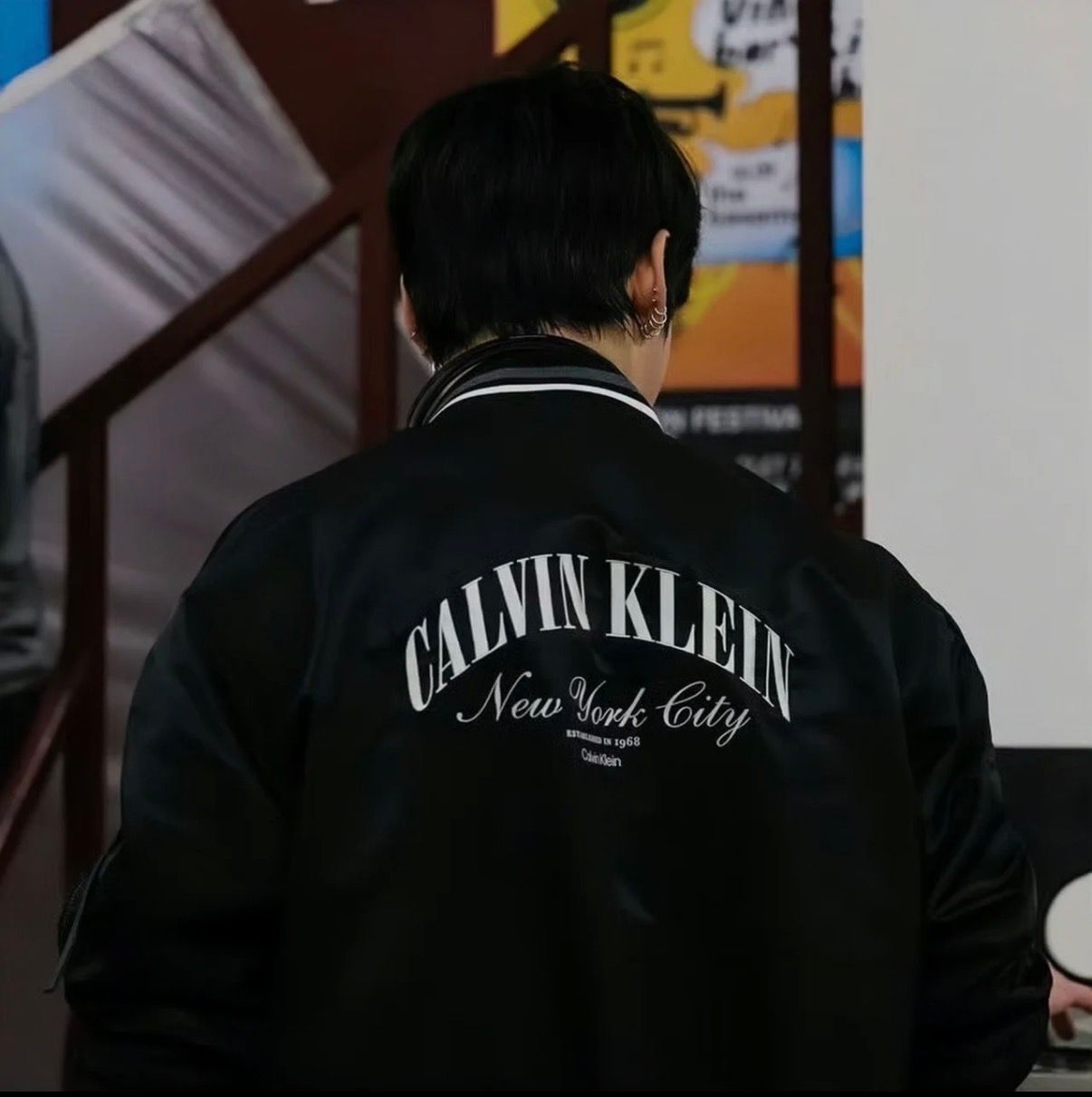 CALVIN KLEIN JEANS NYLON GRAPHIC BOMBER JACKET ‘WORN BY JUNGKOOK’ product image 2