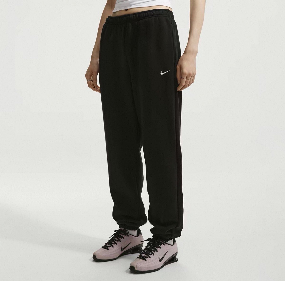 NIKE Studio Fleece Women’s Pants – Worn by KARINA product image 2