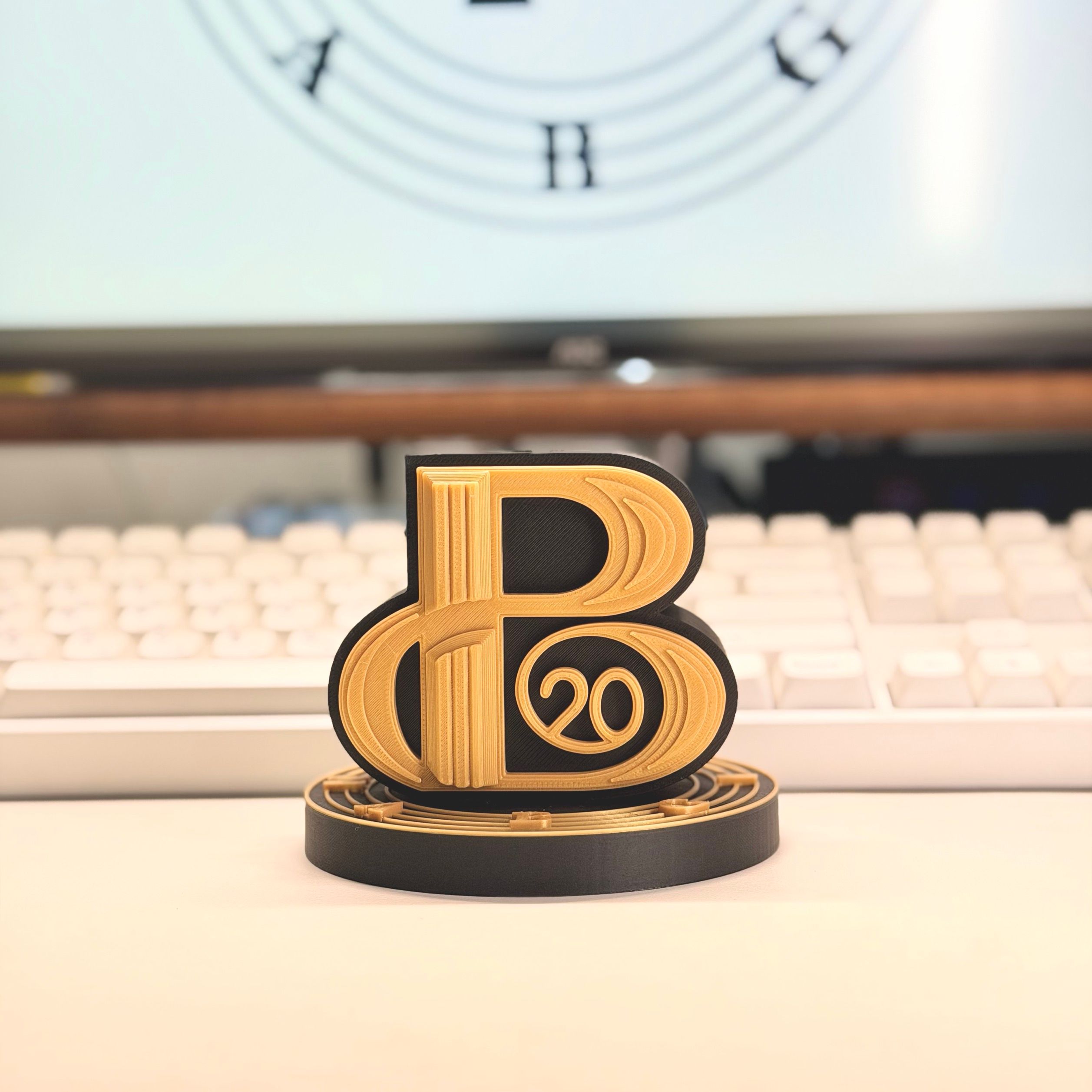 BIGBANG 20th Anniversary Lightstick Cradle product image 2