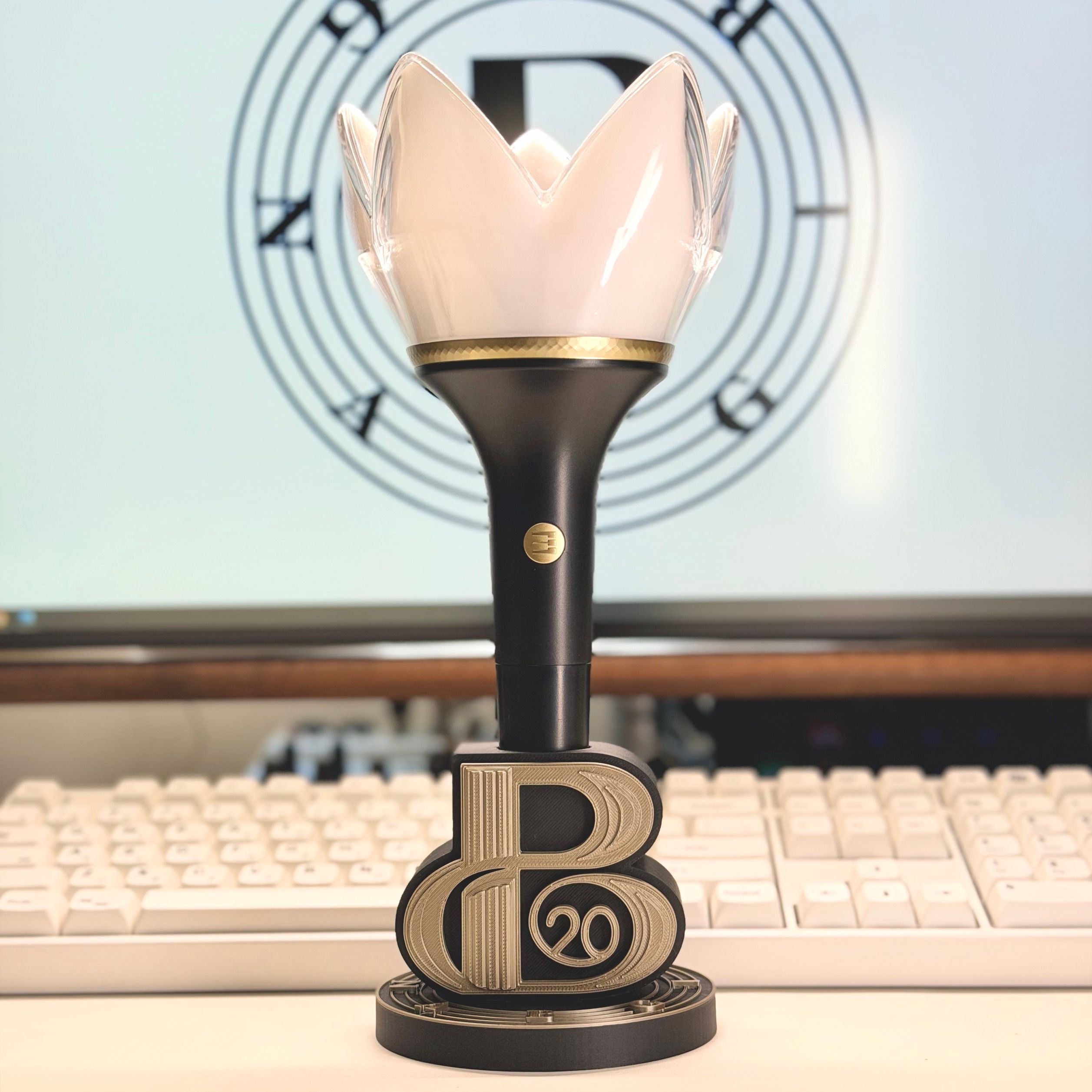 BIGBANG 20th Anniversary Lightstick Cradle product image 5