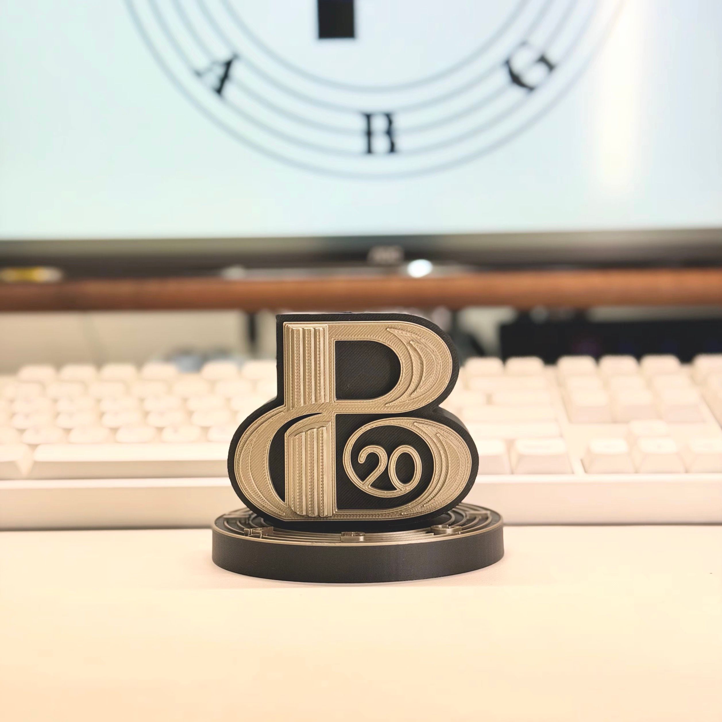 BIGBANG 20th Anniversary Lightstick Cradle product image 4