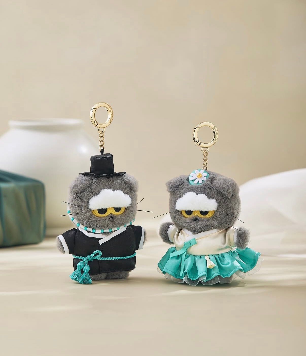 ZO&FRIENDS K-Edition Plush Keychain