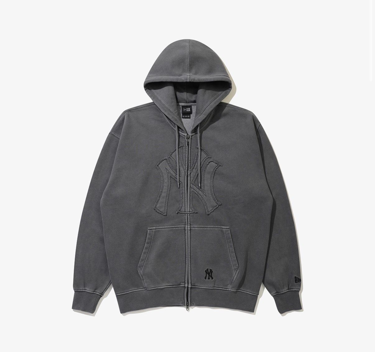 MLB New York Yankees Old English Vintage Hooded Zip-up Steel Sky (Worn By Sohee) product image 2