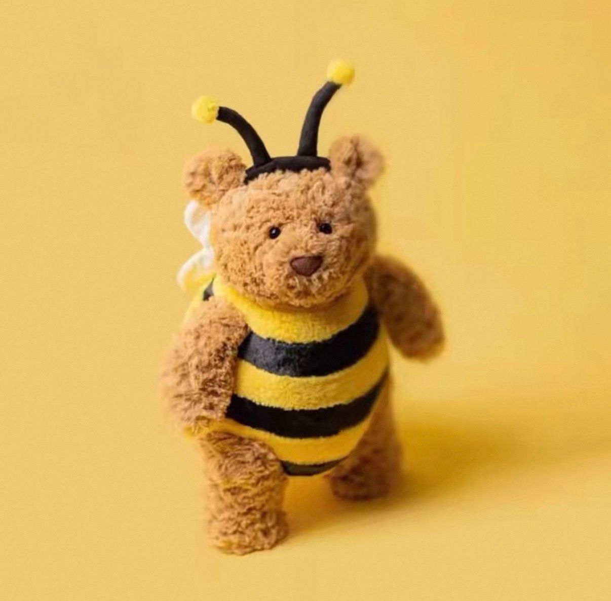 Jellycat Honey Bear product image 1